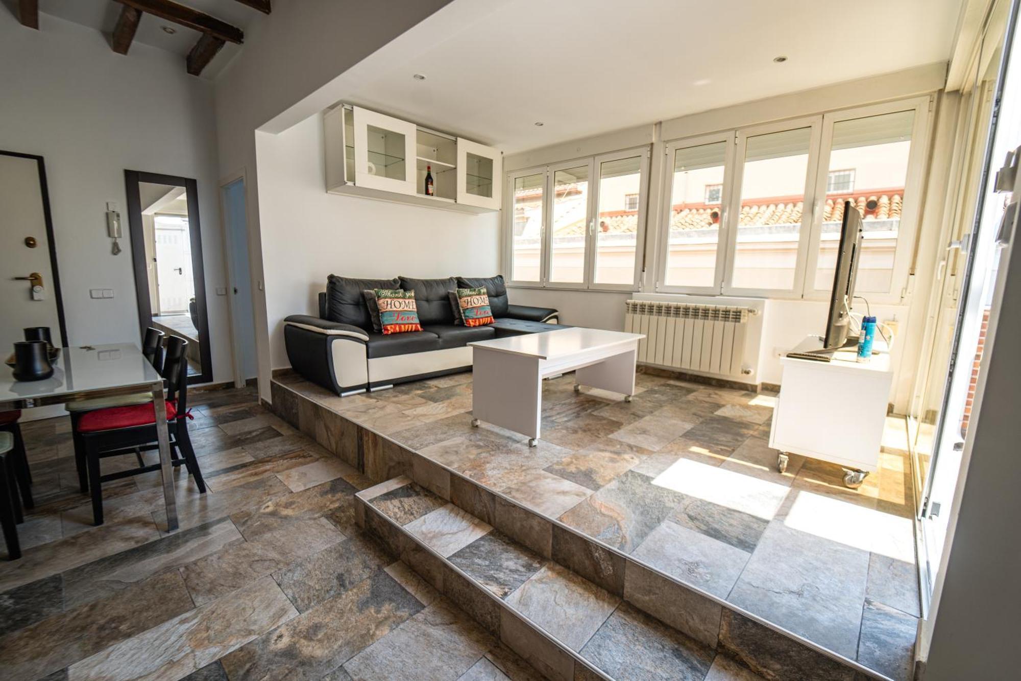 Apartmán Centrico Atico En Madrid By Bebalmy Exteriér fotografie